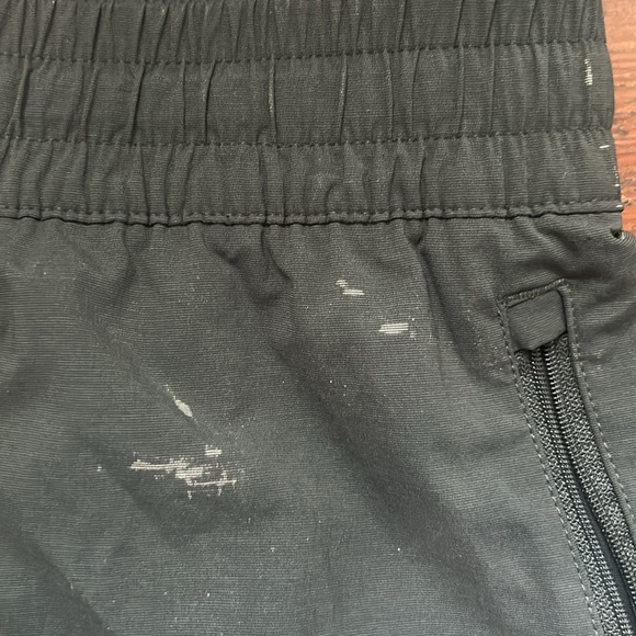 Vuori Black drawstring shorts - Picture 7 of 10